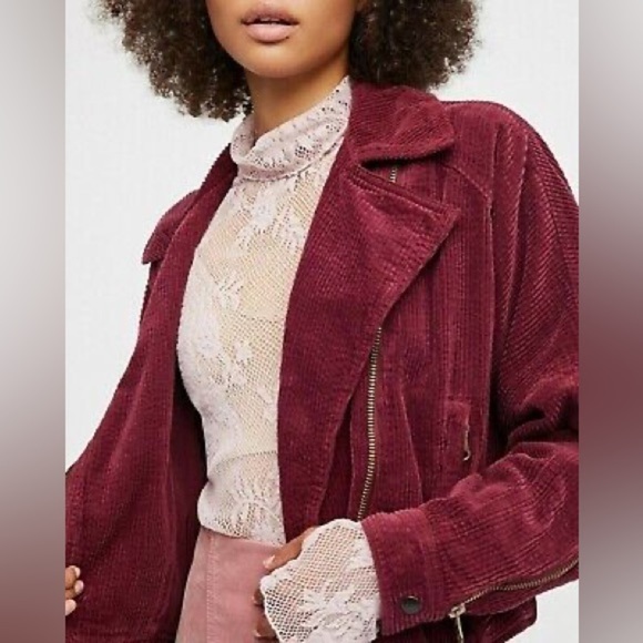 Free people - Picture 1 of 8